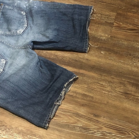 Citizens of Humanity Jean Shorts Women's Button Fly Cutoff Bermuda Raw Hem Denim - Picture 8 of 9